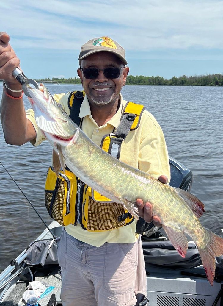 Ontario Fishing | Boat Fishing Charters In Ottawa 